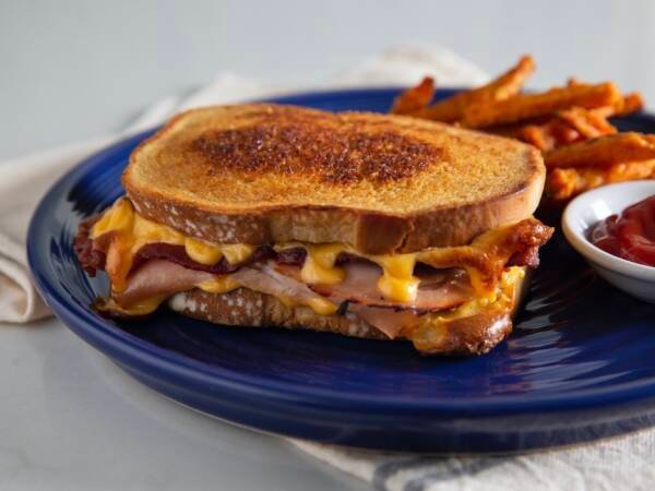 GRILLED CHEESE W/TURKEY BACON